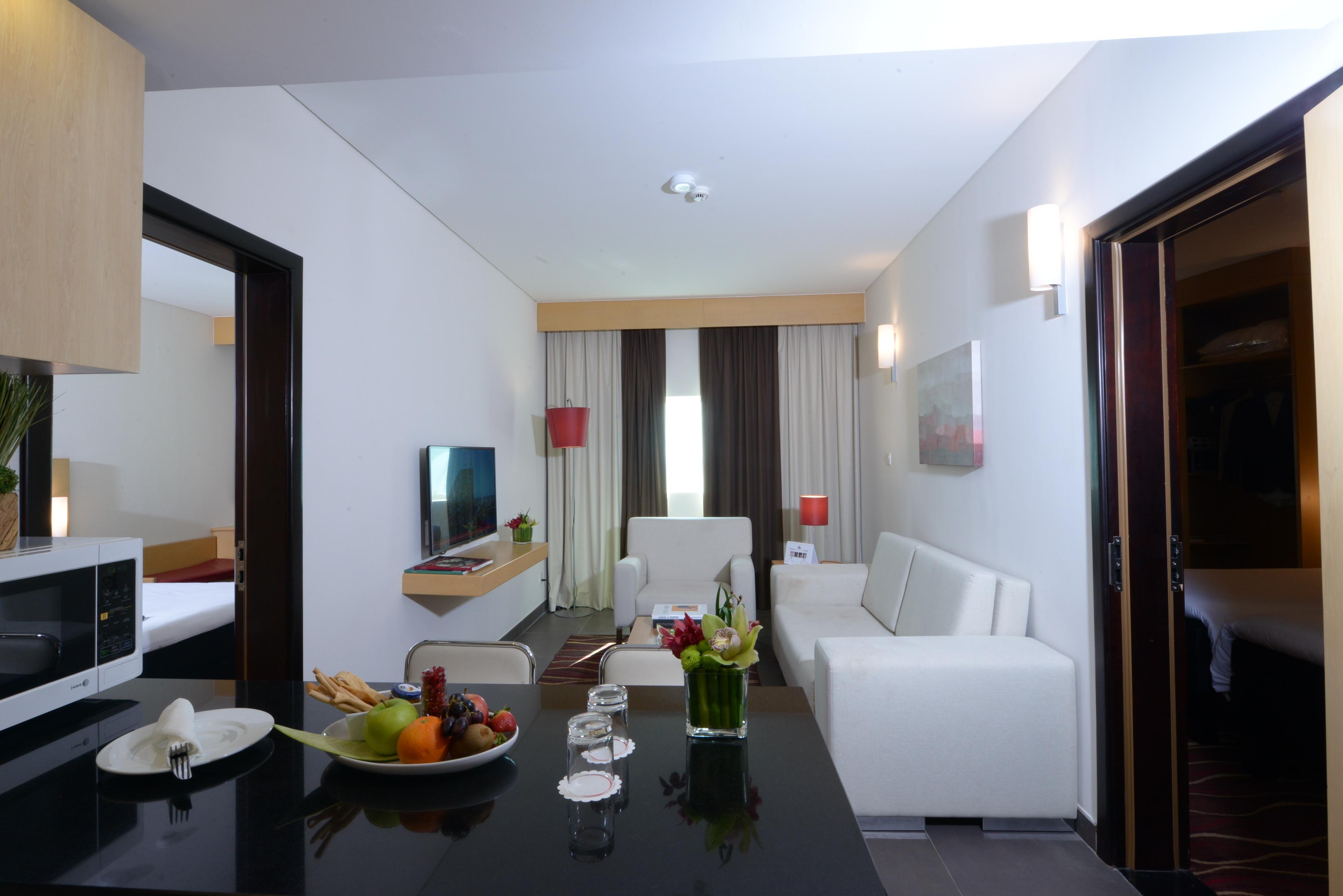 ibis Seef Al-Manamah Bagian luar foto