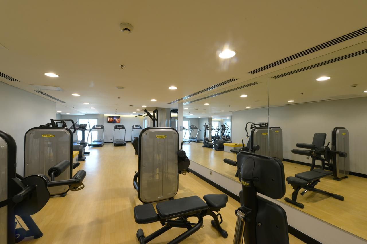 ibis Seef Al-Manamah Bagian luar foto