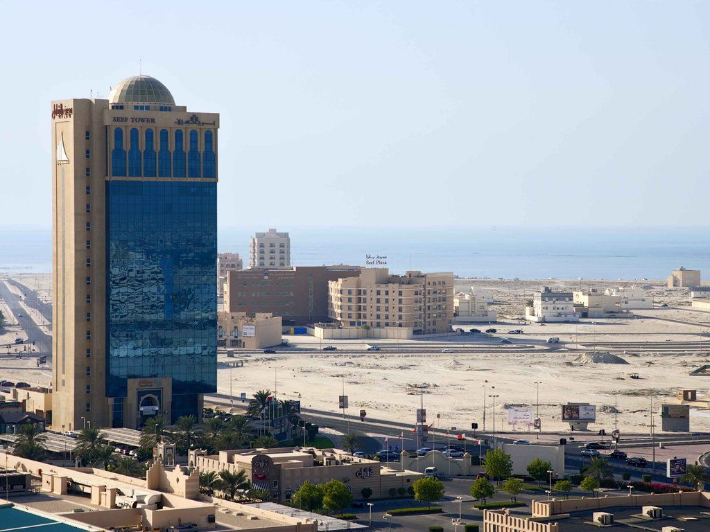ibis Seef Al-Manamah Bagian luar foto